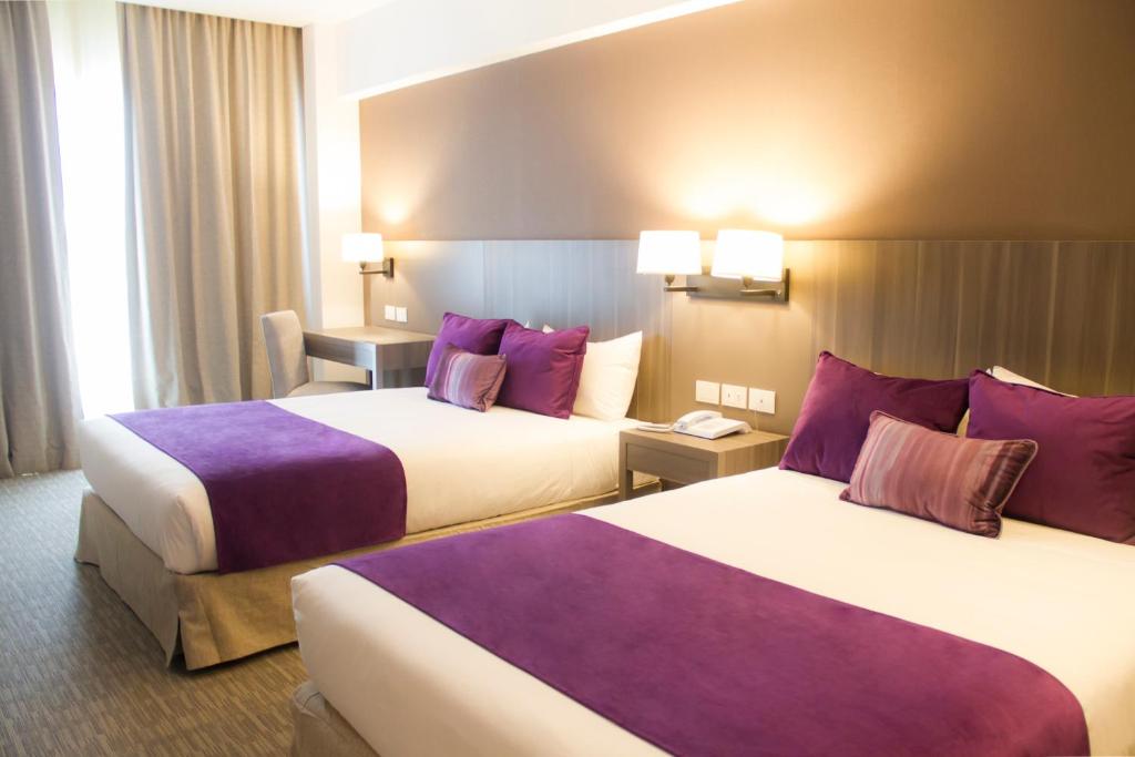 Hotel Land Plaza La Plata