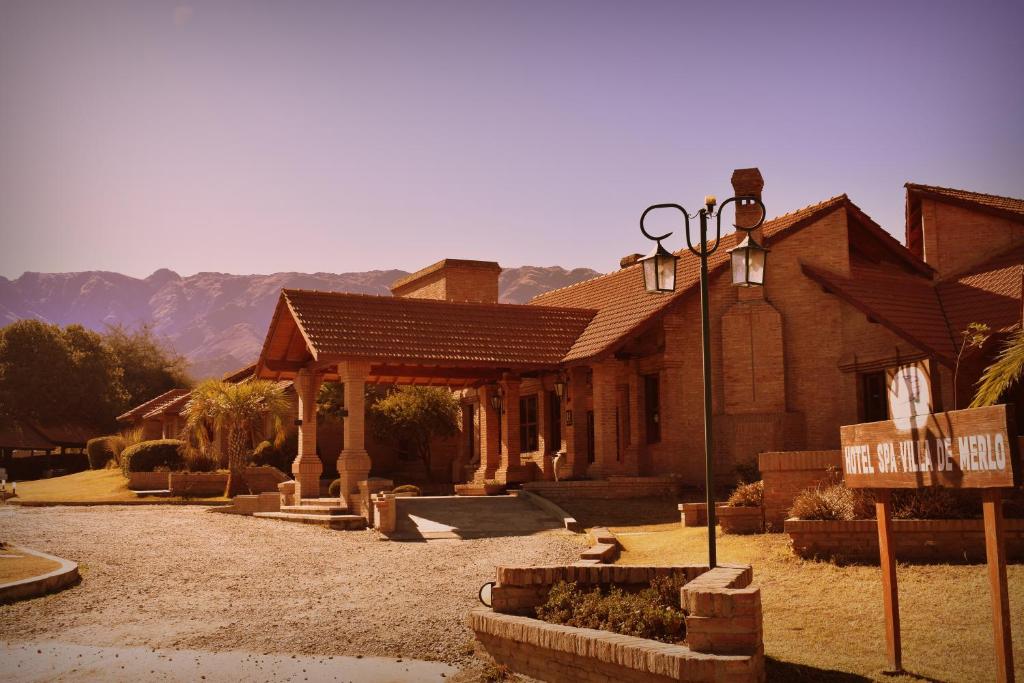 Hotel Villa de Merlo by MH